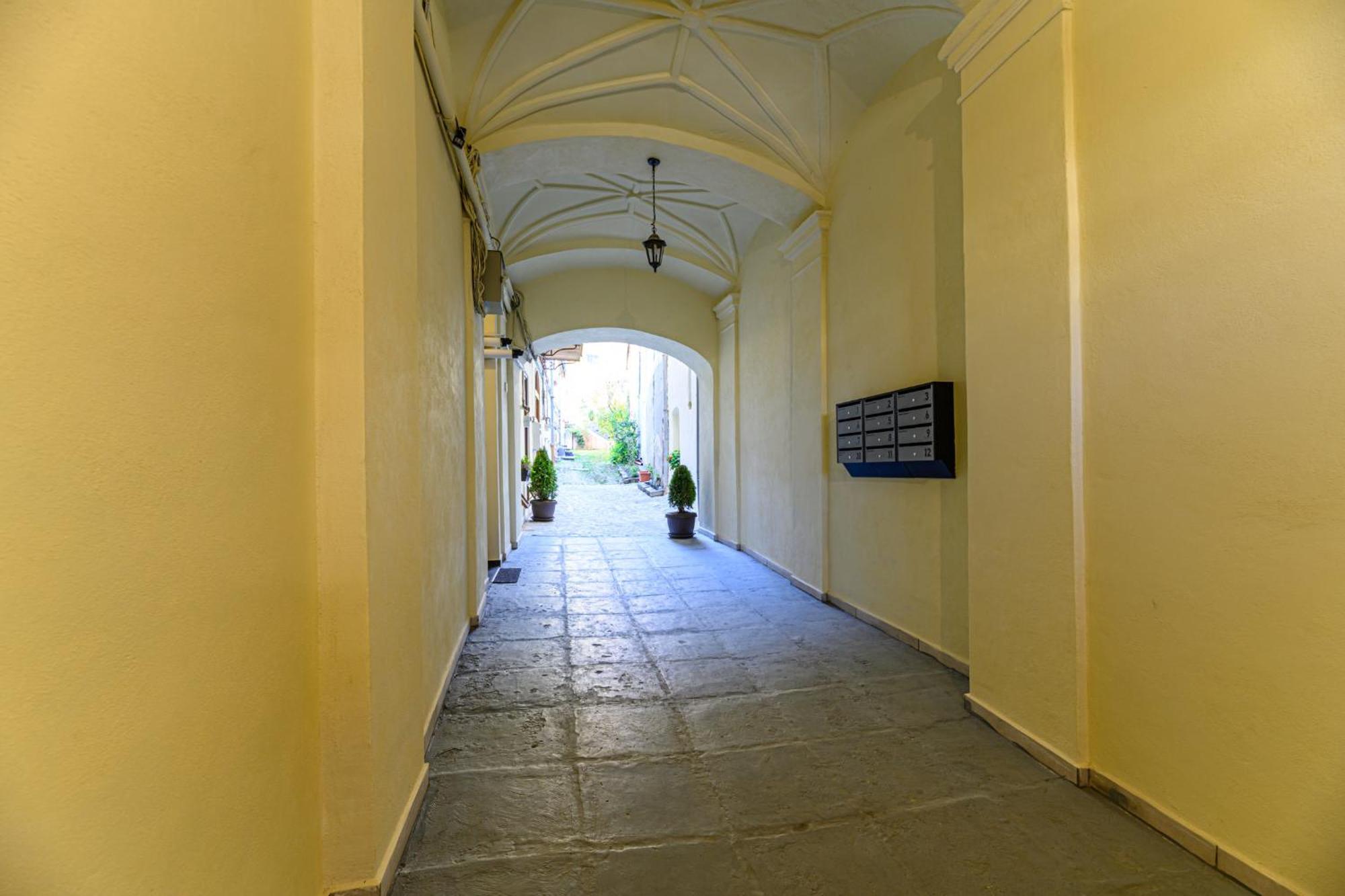 Uptown 46 Appartement Braşov Buitenkant foto