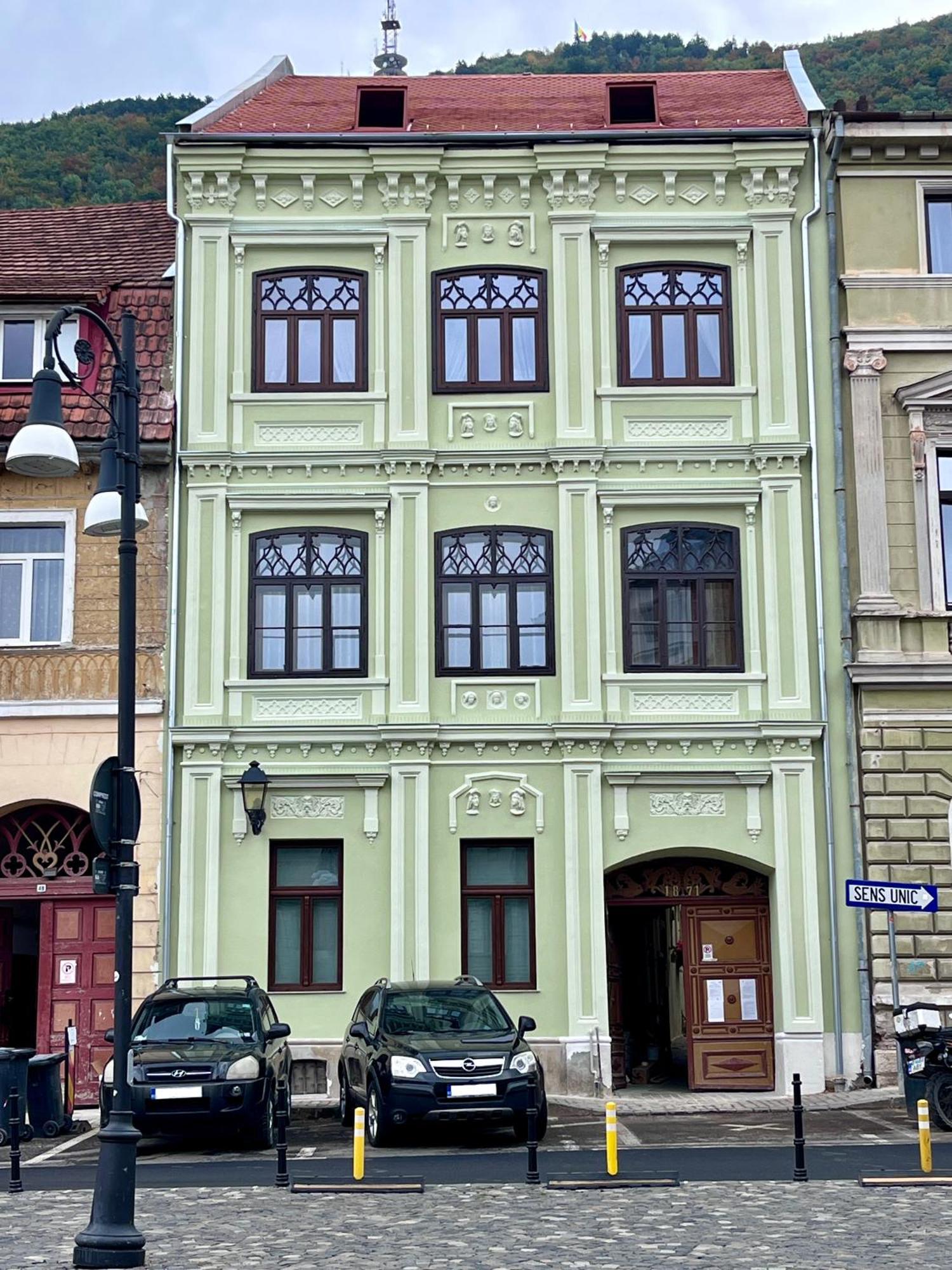 Uptown 46 Appartement Braşov Buitenkant foto